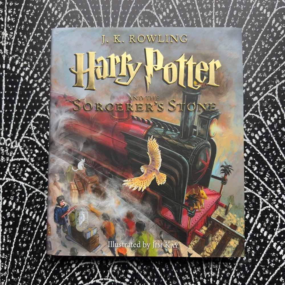 Harry Potter And The Sorcerer's Stone Illustrated Book